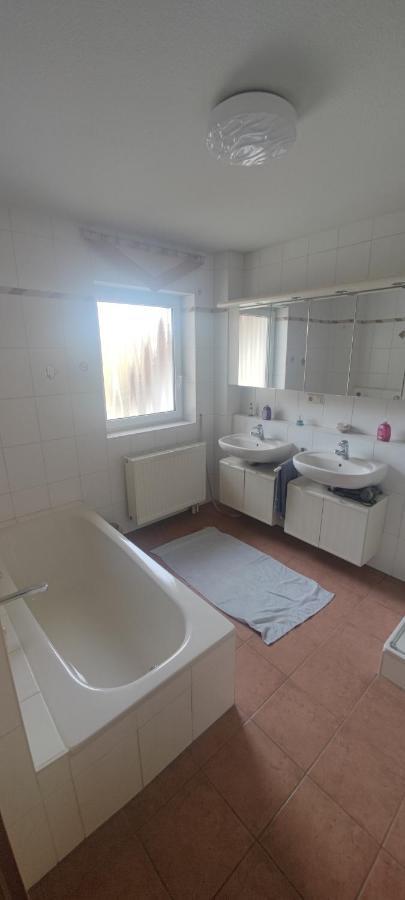 Ferienwohnung Zwischen Rhein Und Schwarzwald Bischweier ภายนอก รูปภาพ